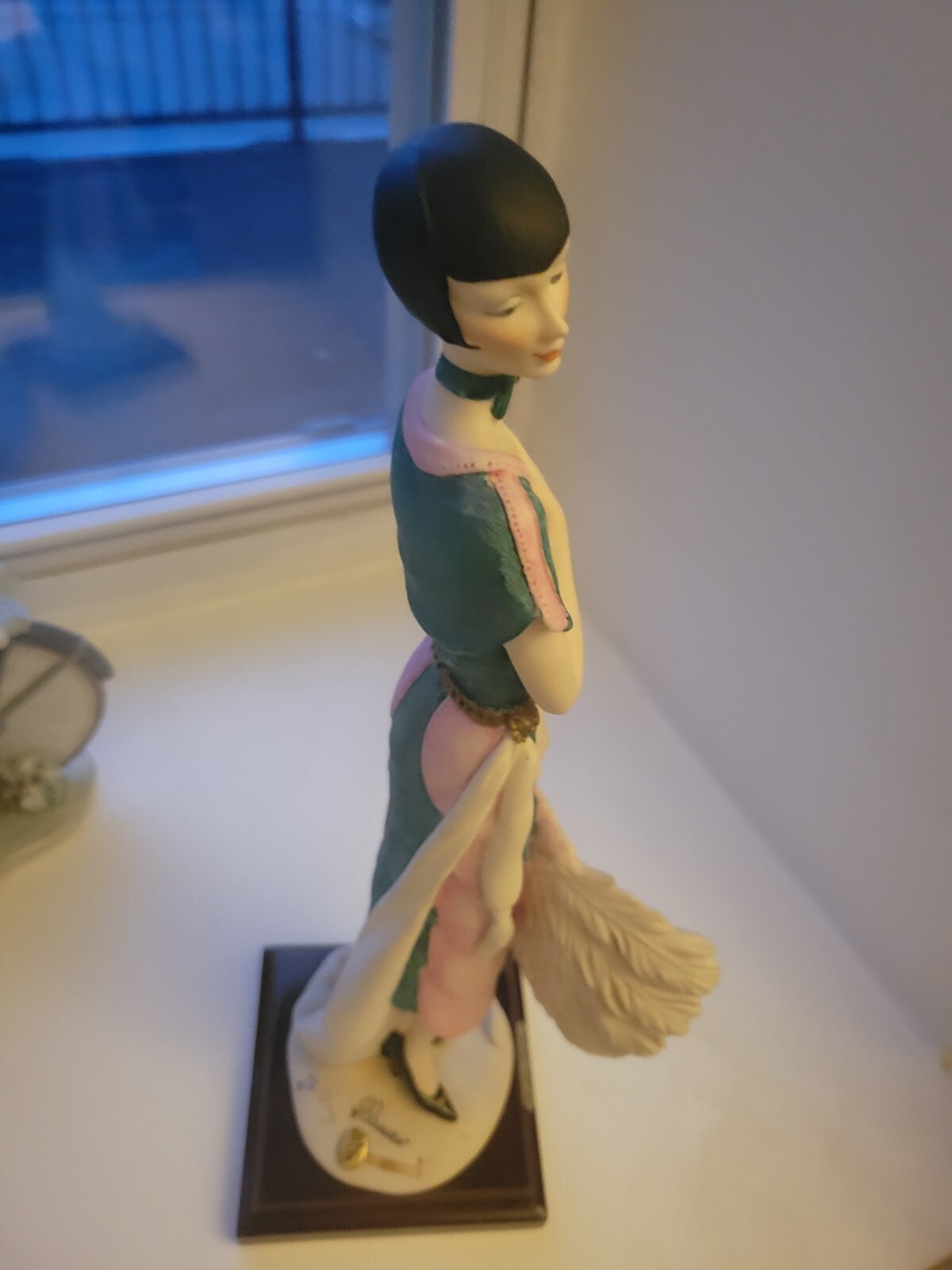 Picture 4 of 7