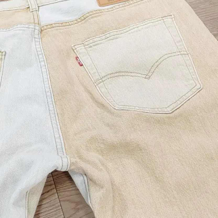 Levi's 501 Beige Jeans, 36 Inch W36 L30 thumbnail 7