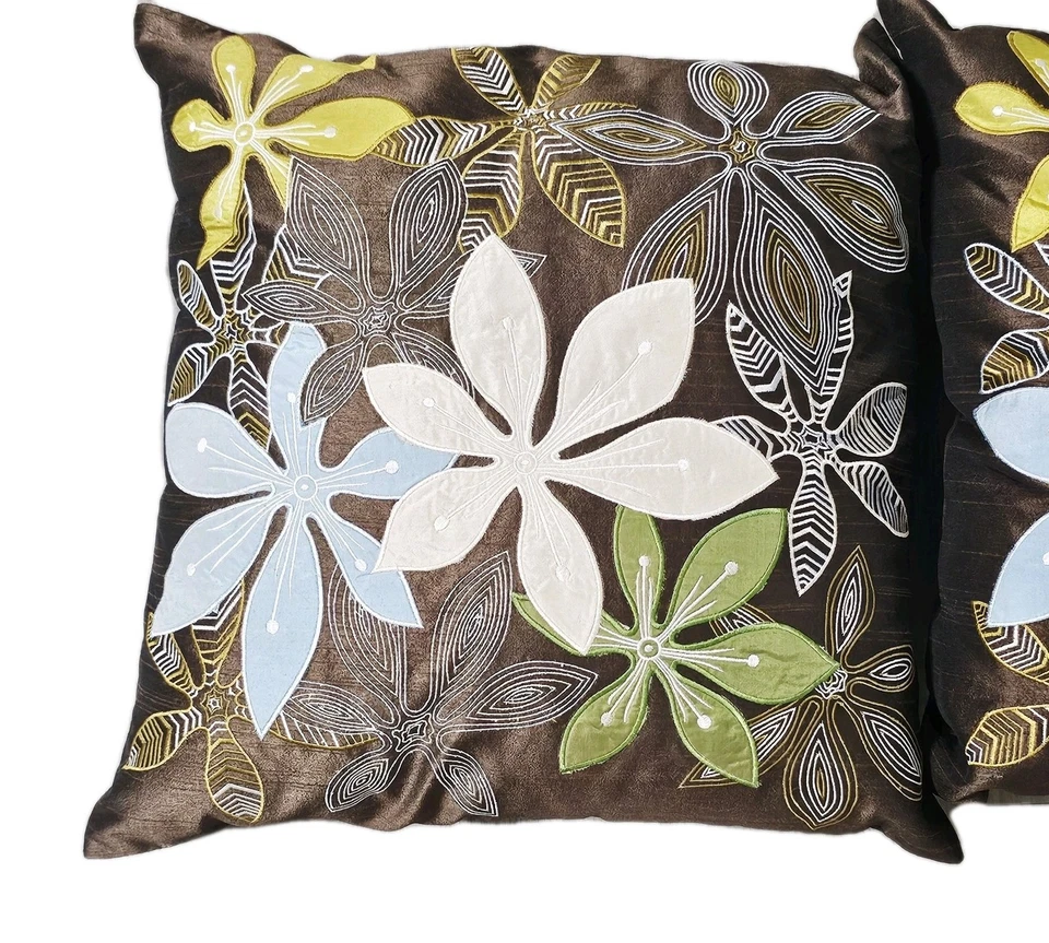 Pier 1 garrafa marrom seda sintética bordada travesseiros decorativos 18 x 18 em conjunto de 2 - Imagem 2 de 4