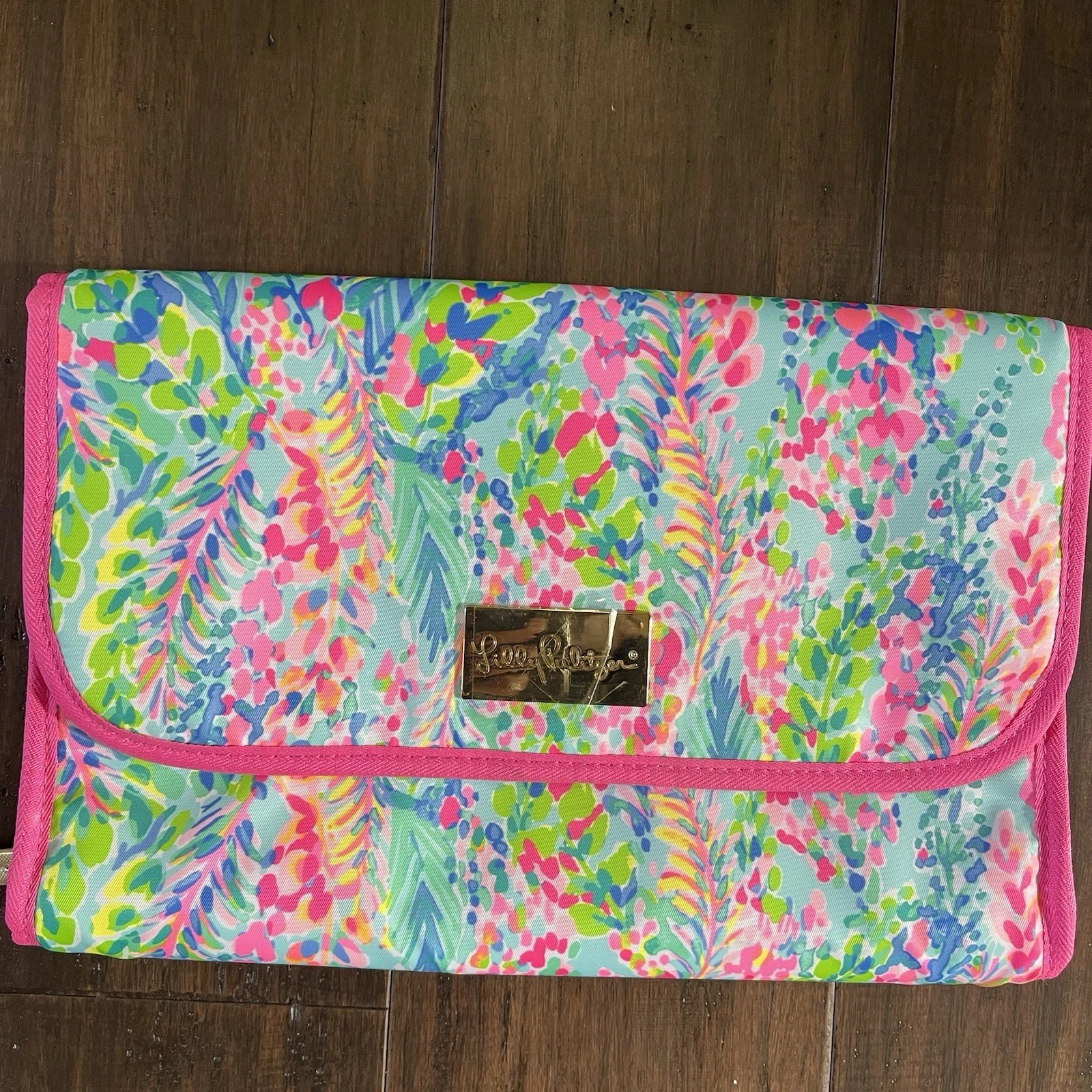 Lilly Pulitzer Catch The Wave Travel Cosmetic Hanging Folding Organizer Case