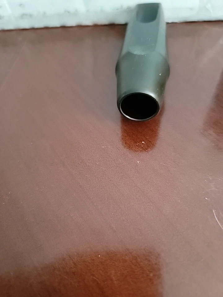 Boquilla de saxofón alto Selmer LT usada Foto 4 de 4