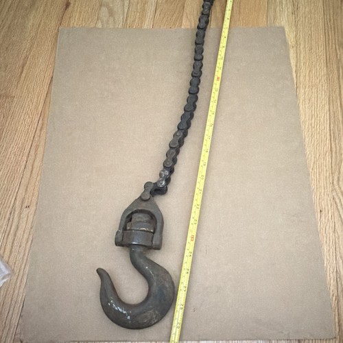 Heavy Duty Swivel Lifting Hook with Chain, Approx 30 in Long