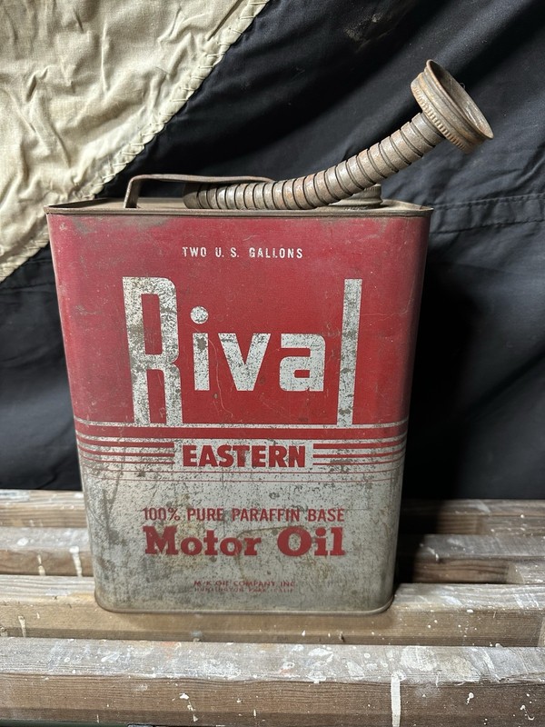 Vintage Rival Eastern 2 Gallon Motor Oil  Metal Can Empty Pure Paraffin Base Adv