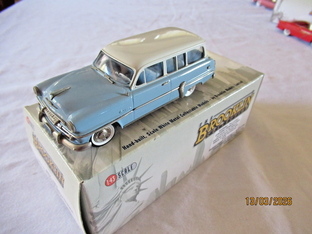 Brooklin Models 1:43 BRK 123 1954 Miami Blue/White Plymouth