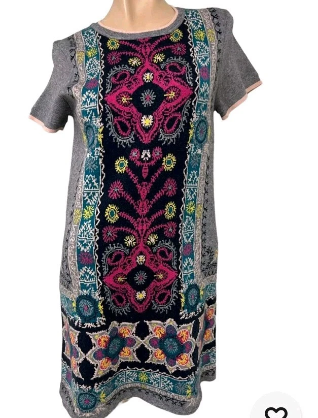 AKEMI + KIN Anthropologie Sweater Dress Shift Dress Bohemian Artsy Layering S
Opens in a new window