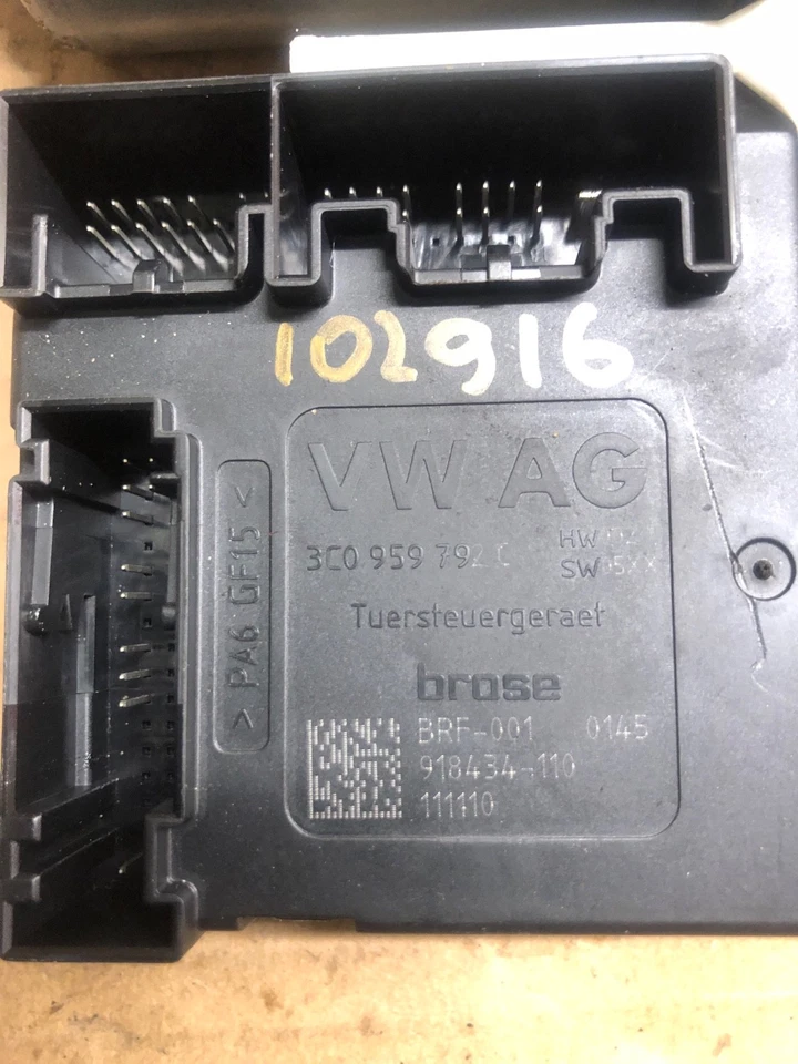 2009-2016  Volkswagen PASSAT CC  Front RIGHT Window Regulator Motor  3C0959792C - Image 3 of 4