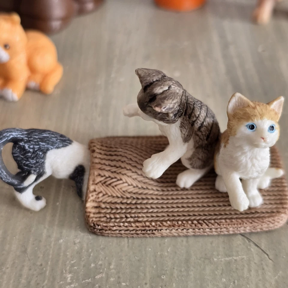 Toy Lot Fisher Price Little People Horse, Loving Family, Schleich Cats, And More - image 2 of 4