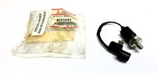 Mitsubishi Fuso Engine Oil Pressure Switch Mc859062 Nos
