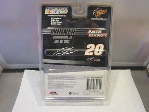 Tony Stewart #20 Home Depot Maßstab 1:64 mit Kapuze Winners Circle NASCAR Magnet NEU - Bild 2 von 2