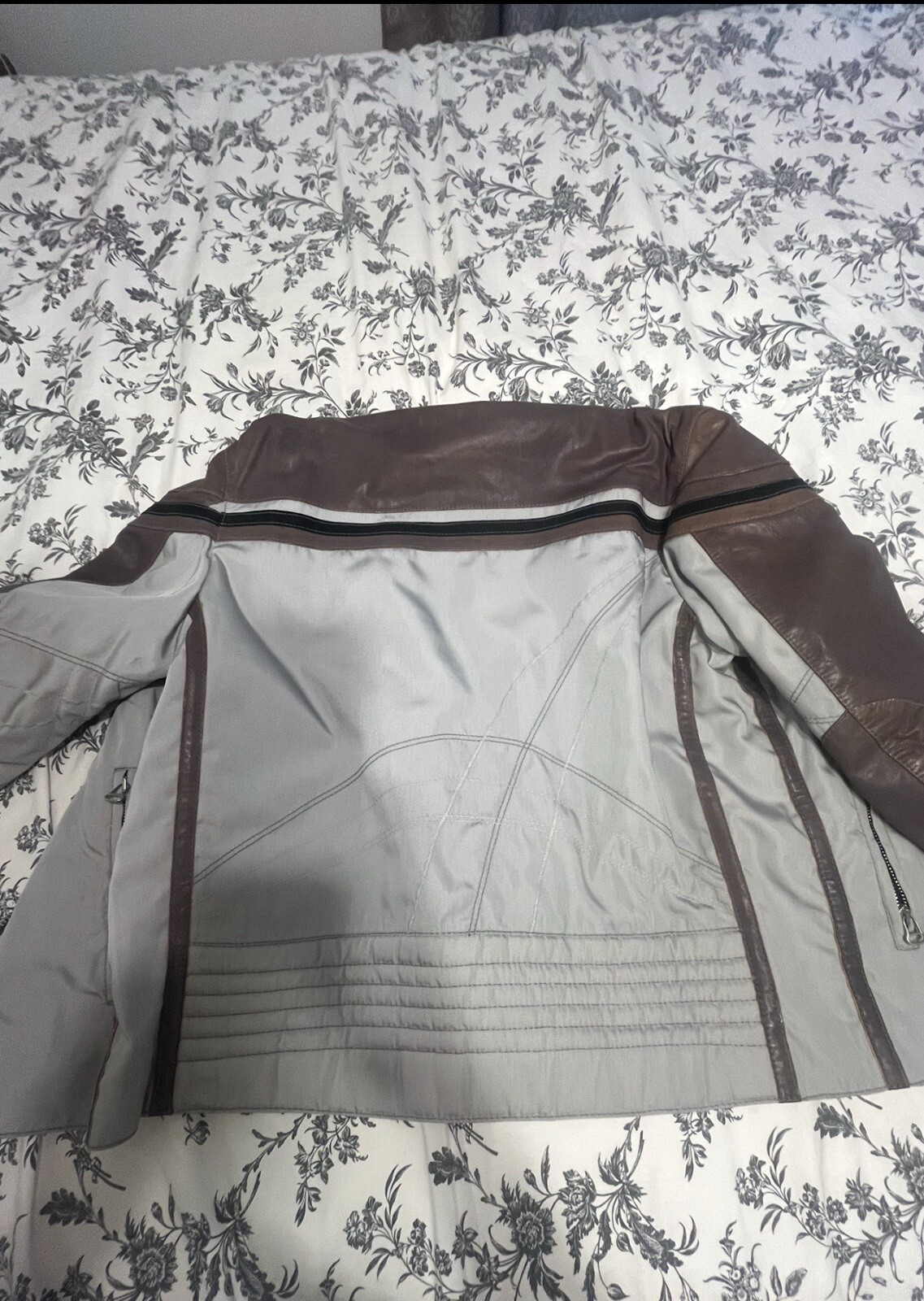 Picture 2 of 5