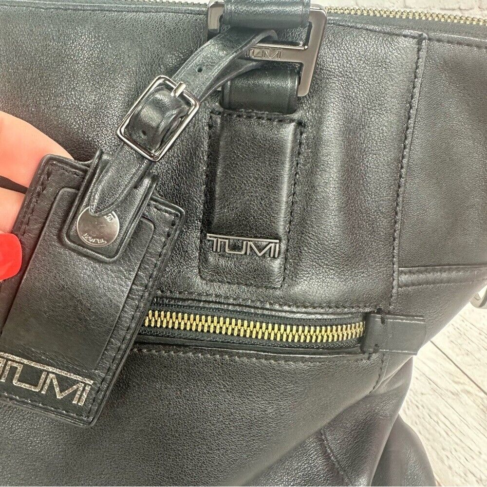 TUMI black leather laptop computer briefcase bag - image 2