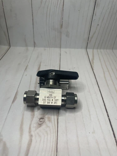 Parker SS 2-Way Ball Valve PN- 6Z-MB6LPFA-SSP Unused Surplus
