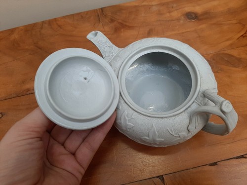 19thC Till & Sons Smear Glaze Teapot Ivy Moulded Relief c1861 - Picture 7 of 8