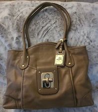 B Makowsky EUC Large  Brown Soft  100% Leather Shoulder Bag