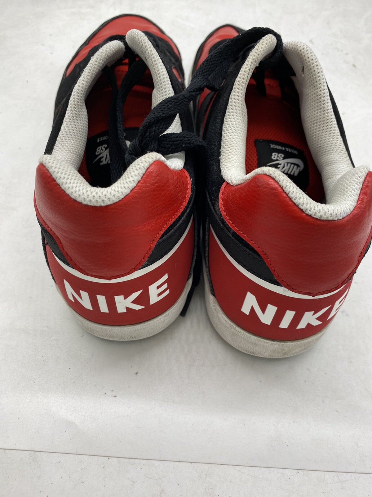 nike delta force black