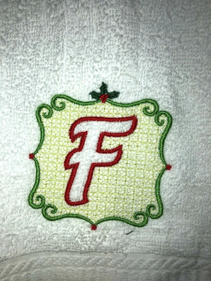 Toalla de mano de baño bordada elegante monograma letra F tema navideño HS1412 Foto 2 de 2