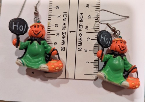 Vintage Trick Or Treating Pumpkin Head Halloween Earrings Pierced 1" - Picture 3 of 3