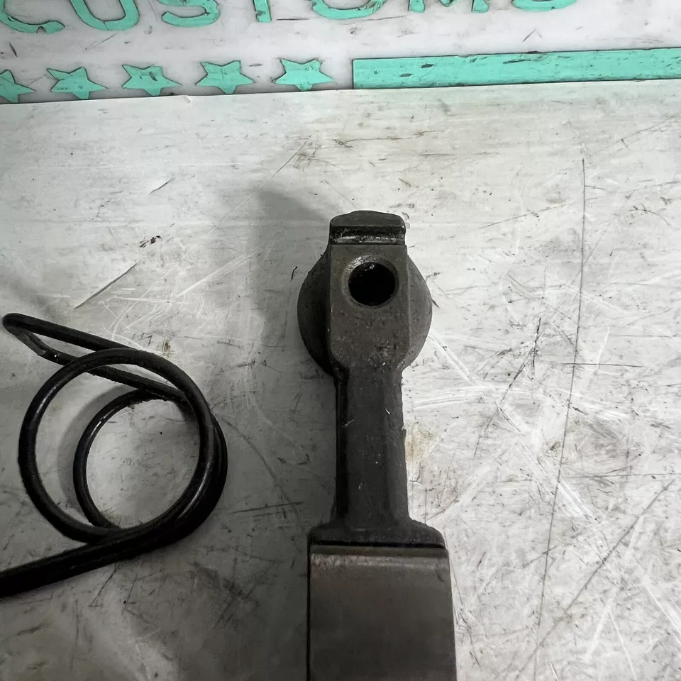 Brazo basculante y resorte 70-83 Datsun 280z 280zx 240z L24 L28 Foto 3 de 4