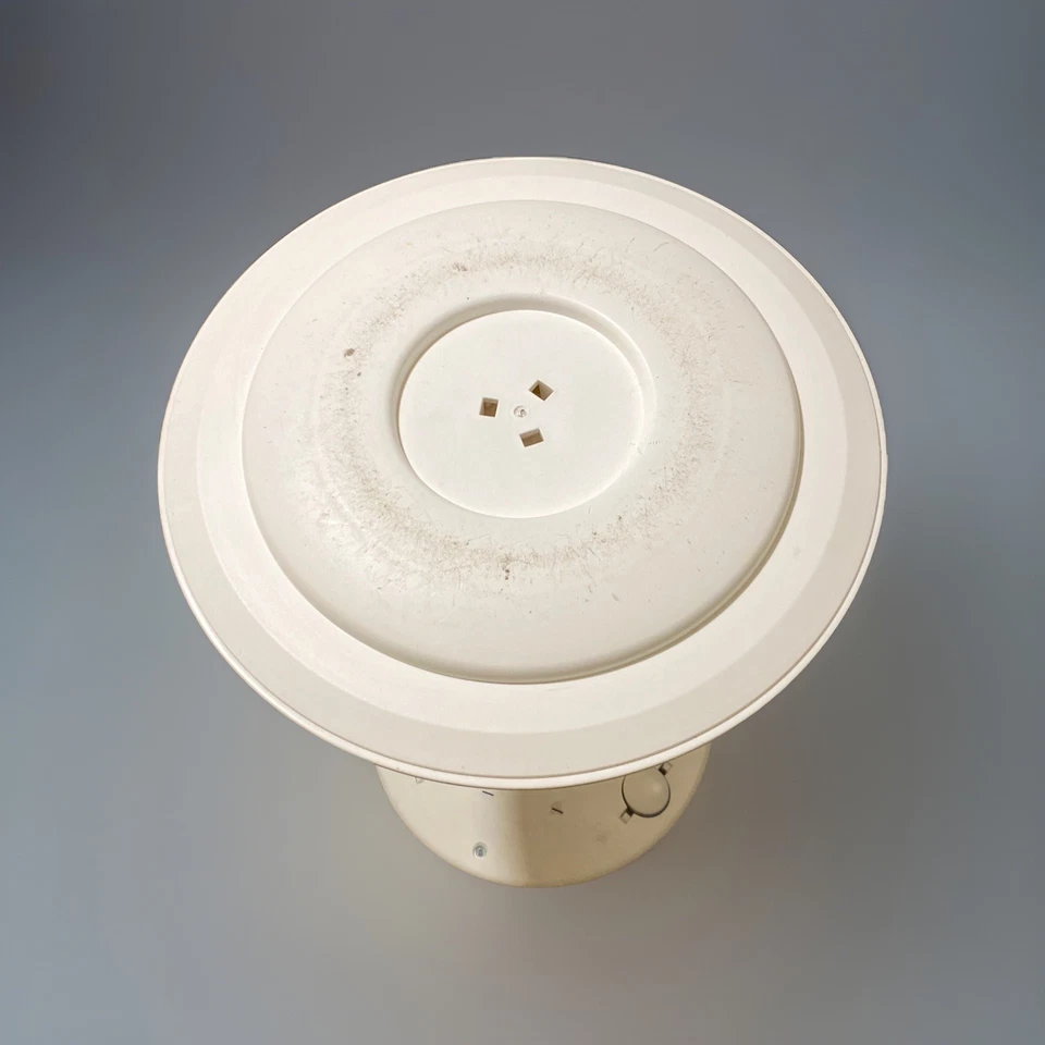 IKEA NILSERIK - Taburete de pie ajustable blanco y verde (vintage) estilo vitamina Foto 2 de 4