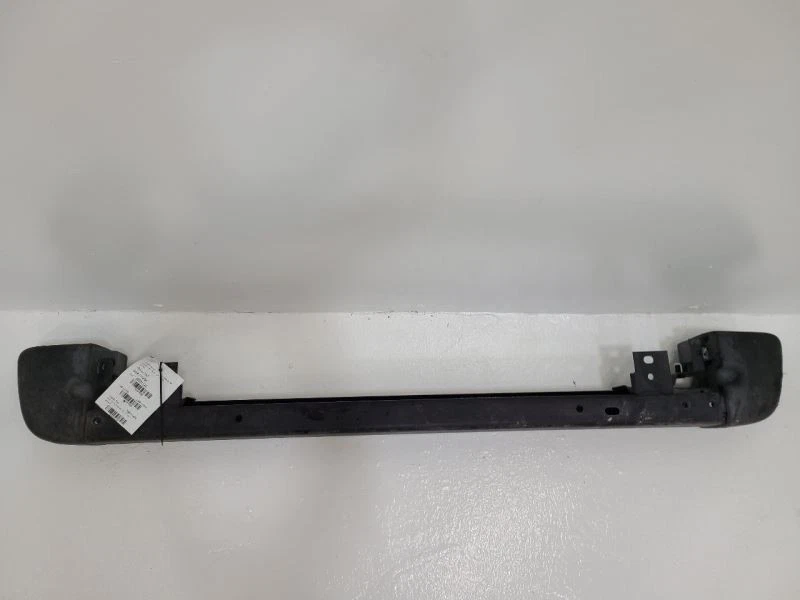 1997 98 99 00 01 02 03 04 05 2006 JEEP WRANGLER Rear Bumper Foto 2 de 4