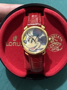 Vintage Red Gold Lorus Disney Mickey Mouse quartz watch With Presentation Box