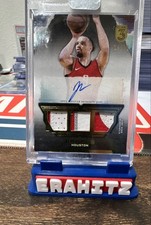 2023-24 Topps Three Triple Relic Auto Dillon Brooks #TRA-DBR Gold 4/10 (AU, MEM)