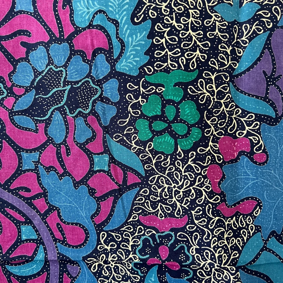 Vintage Vlisco Dutch Veritable Hollandais African Wax Cotton Fabric Signed Batik - Image 4 of 4