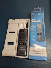 Vintage Walkie Talkie TRC-222 Radio Shack 40 Channel (Ch)