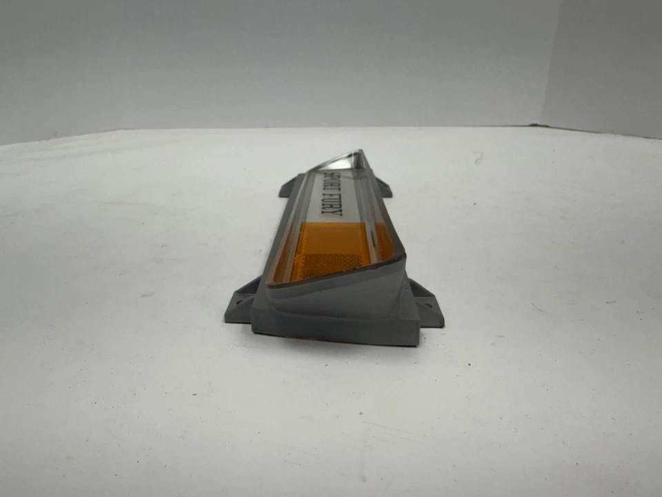 Plymouth Sport Fury 1970 luz marcador conductor delantero izquierdo lente NOS 3420843 Foto 4 de 4