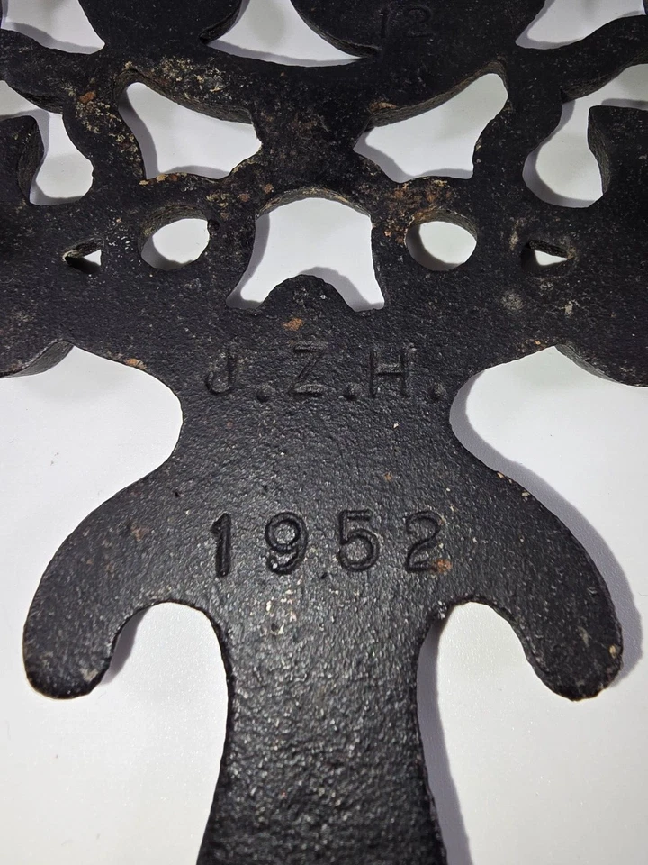 🖤 Vintage 1952 J.Z.H. Remache de hierro fundido - Diseño de corazón de lágrima - John Zimmerman Foto 3 de 4