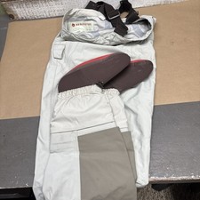 Redington Four Season Waders Fly Fishing RN# 118594 Youth Size 12-14 Polyester