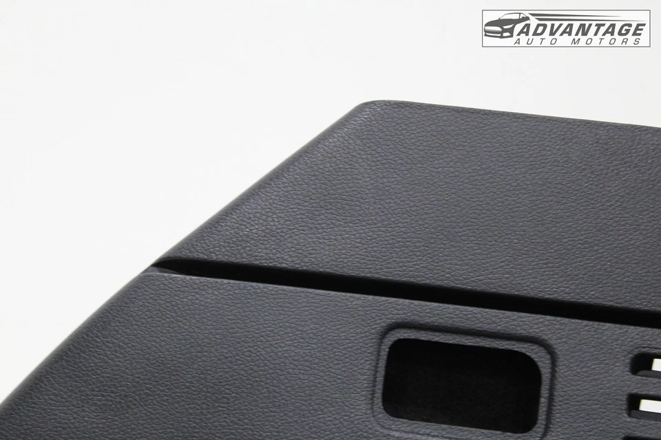 Honda HR-V 2016-2022 maletero trasero izquierdo cuarto inferior moldura panel de cubierta OEM Foto 4 de 4