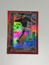 Gunnar Henderson - 2025 Topps Metallic Red Holiday Lights /10 - Orioles