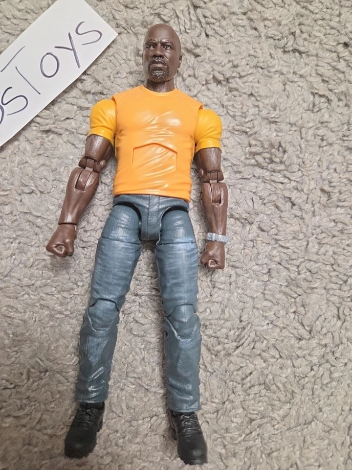 Boneco completo solto Marvel Legends Netflix Luke Cage (do pacote com 2) - Imagem 2 de 3