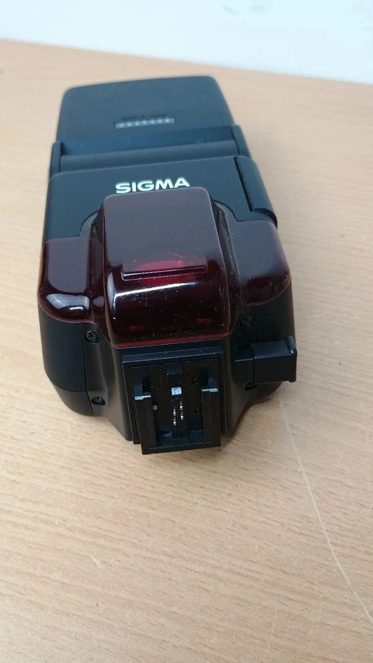Sigma EF-430 ST Flashgun For Canon Camera - Image 2 of 3
