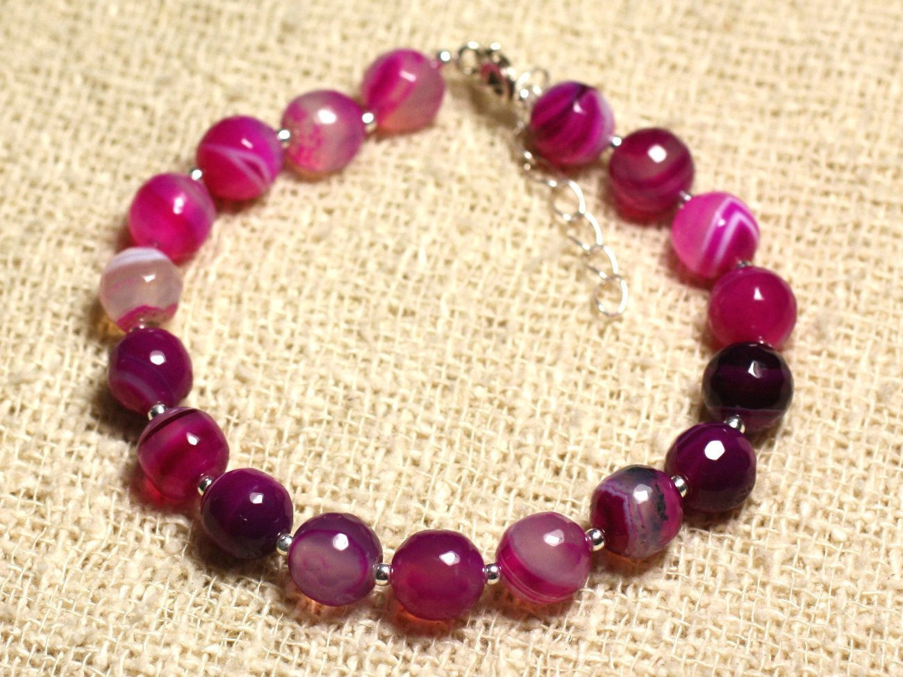 Bracelet agate rose 8mm en argent 925, le bijou idéal au quotidien