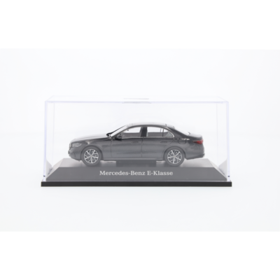 ミニカー 1/43 Mercedes-Benz E-Klass Mercedes-Benz 1:43 E-Class Saloon AMG Line W214 Graphite Gray