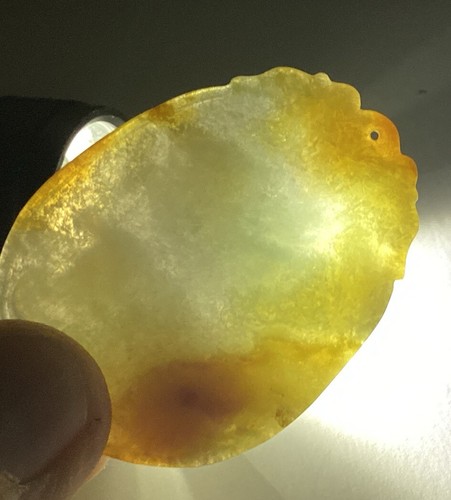 Light Tan One Sided Jadeite 2 Love Birds Translucent Pendant - Picture 10 of 10