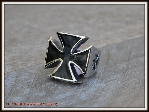 Bague Chevalière Croix de Malte ~ Taille 8 à 13 ( punk gothique biker ) 350280 - Bild 1 von 4