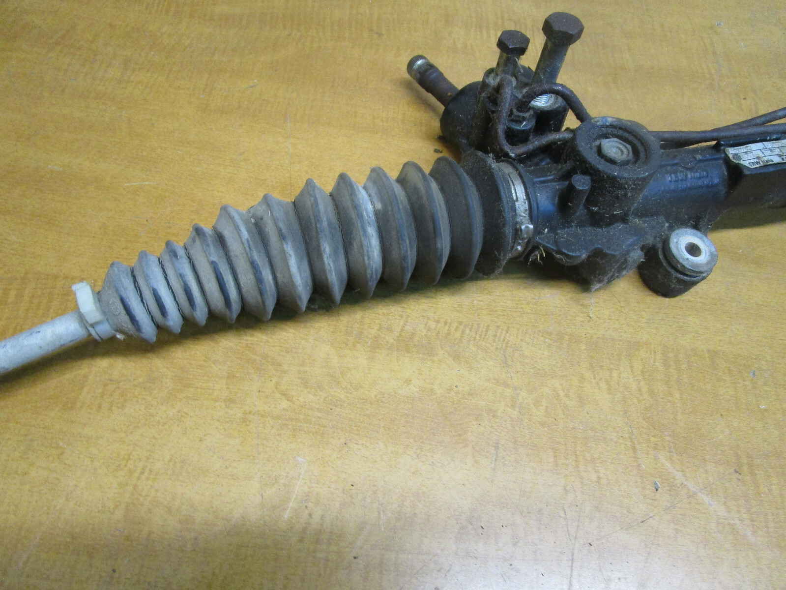 Maserati Spyder / Coupe /Gransport - Steering Rack -  P/N 195592 - 207276