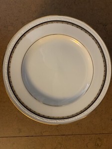 7 New Noritake China Salad Dessert Plates 4062 White Scapes Newburg Gold & Black