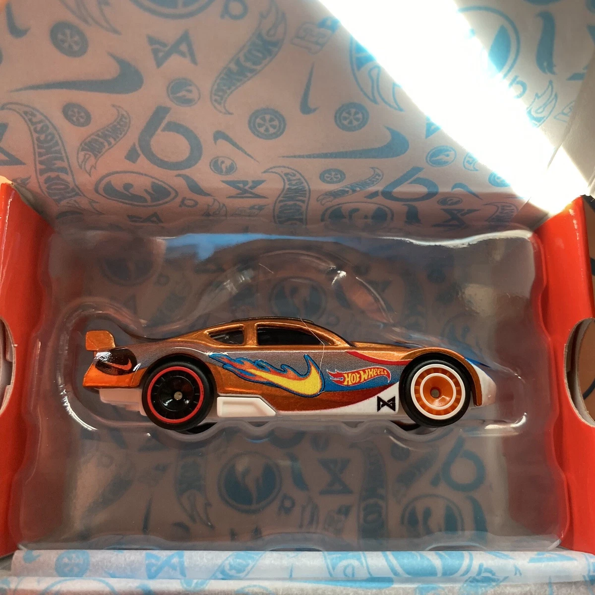 🔥Hot Wheels 2022 Paul George X Nike X Hot Wheels: Circle Tracker 🔥IN HAND🔥