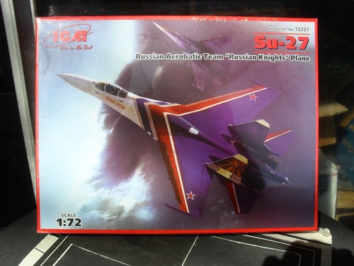ICM #72223 Su27 FLANKER 'RUSSIAN KNIGHTS' (FACTORY SEALED)
