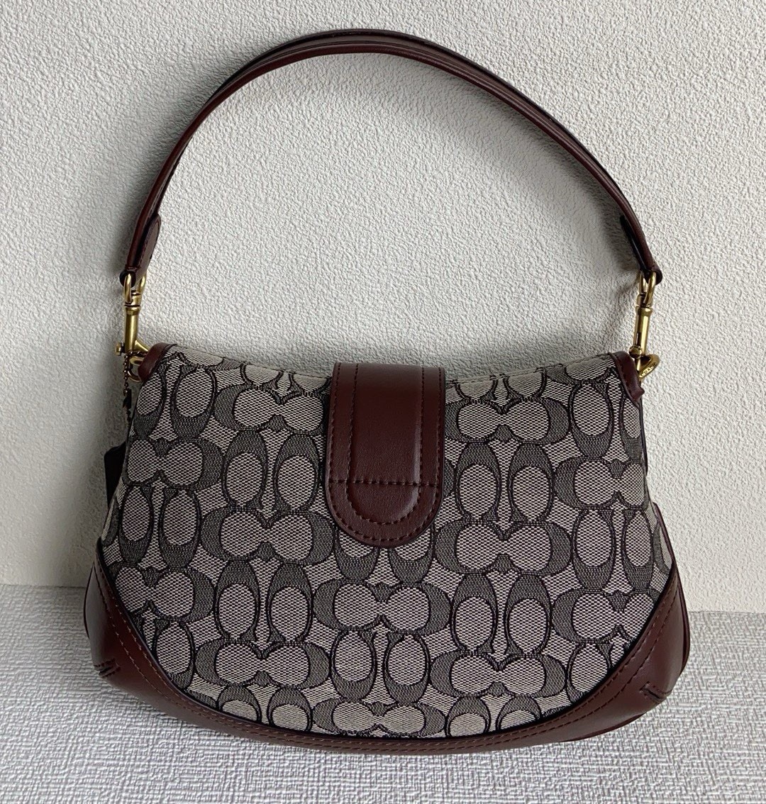 バッグ Coach Soho Signature Brown Bag Coach Soho Brown Signature C Canvas Shoulder Bag w/Turn Lock