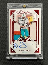 2023 Panini Flawless - Rookie Dual Patch Autographs DeVon Achane RPA Ruby /15 