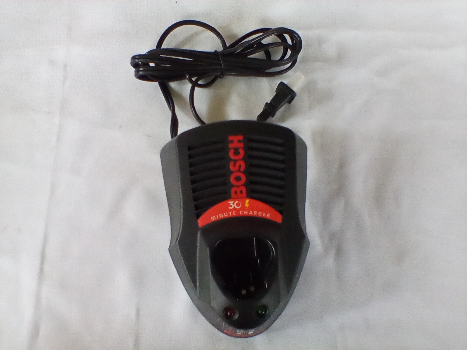 GENUINE Bosch BC430 12V Volt Li-ion Battery Charger w/Diagnostics