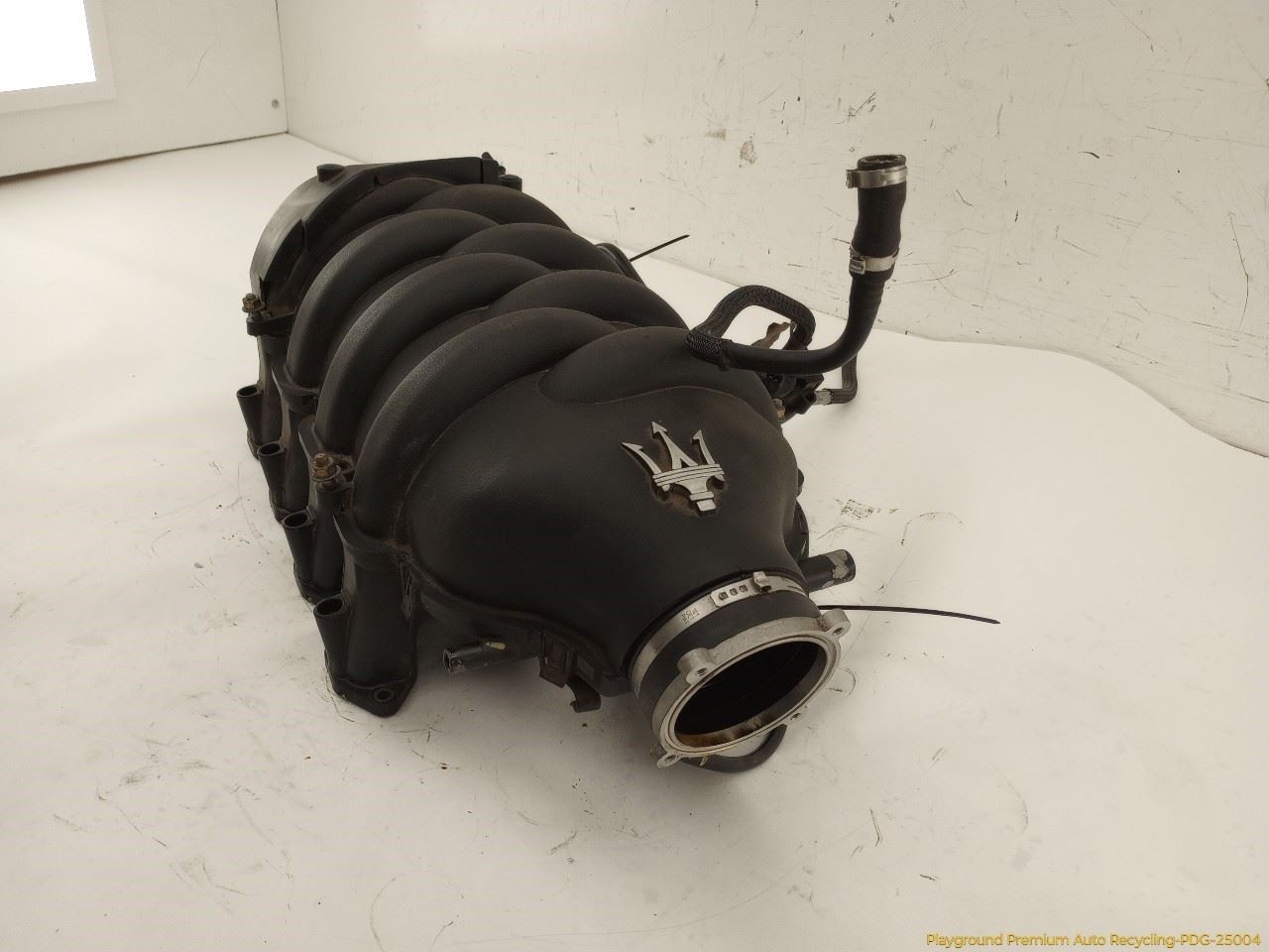 Maserati Quattroporte M139 Intake Manifold 4.2L V8 8 Cylinder Fits 2003-2008 03