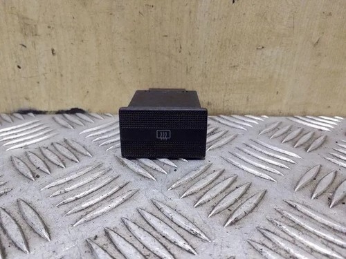 VW TRANSPORTER IV Flatbed  70XD Schalter für Heckscheibenheizung 26156685