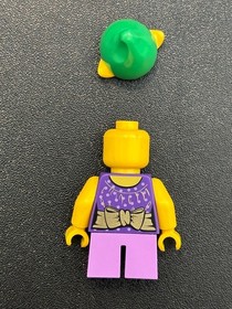 LEGO Minifigure Holiday Elf Female &ndash; hol085 Purple Outfit Green Hat