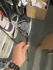 Titleist 910H #4 Hybrid / 24 Degree / Regular Flex diamana shaft 
